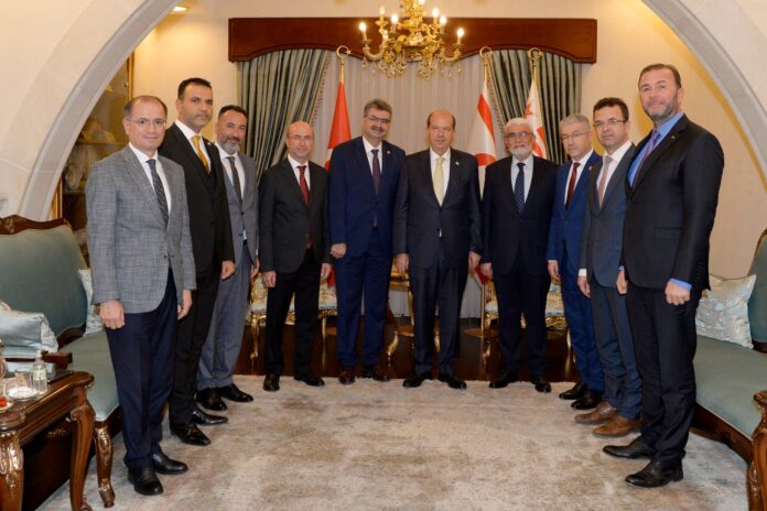 tatar-ak-parti-heyeti-1-.jpg