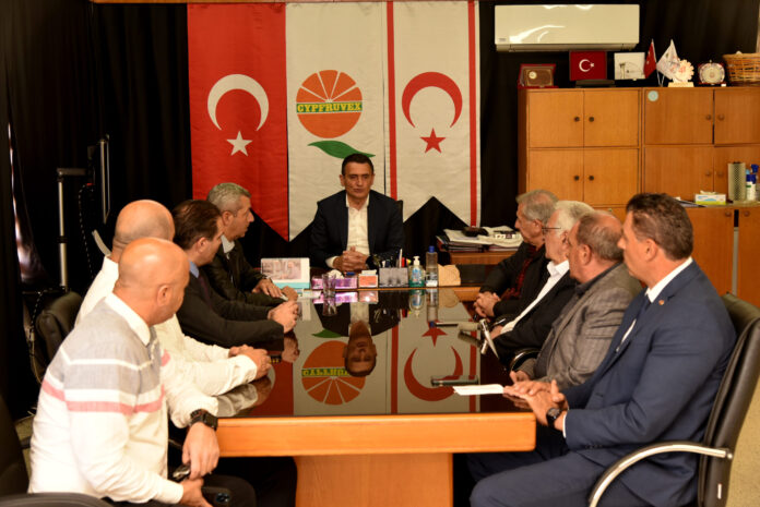 tarim-ve-dogal-kaynaklar-bakani-dursun-oguz-narenciye-hasati-yapilan-isletmeleri-ziyaret-etti-1-so-scaled.jpg