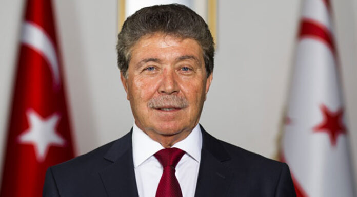 unal-ustel8.jpg