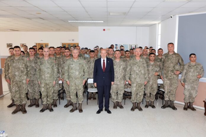 cumhurbaskani-ersin-tatar-1inci-piyade-alay-komutanliginda-mucahitlerle-bir-araya-geldi-7-.jpg