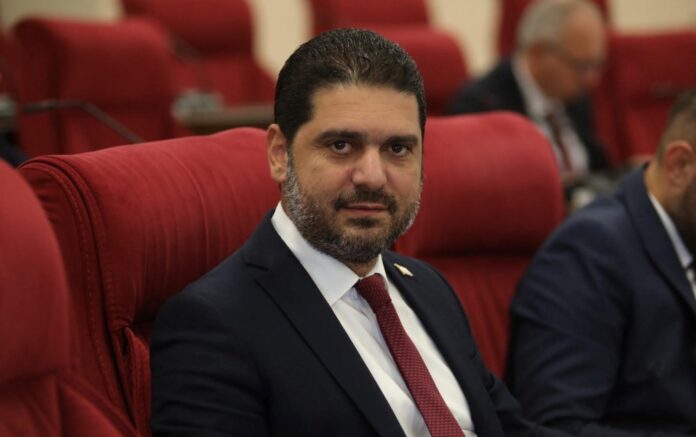 ahmet-savasan-meclis-33.jpg