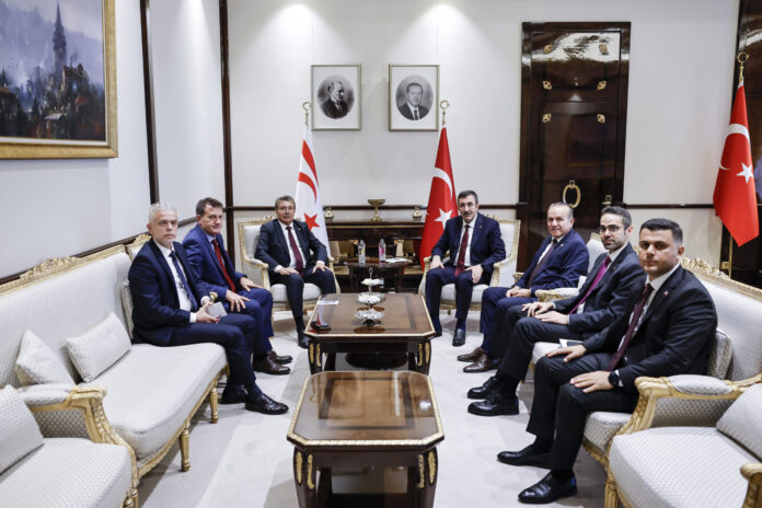 aa-20241002-35801332-35801331-cumhurbaskani-yardimcisi-yilmaz-kktc-basbakani-ustel-ile-bir-araya-geldi-scaled.jpg