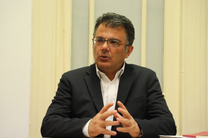 asim-akansoy20.jpg