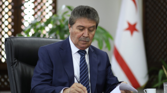 UNAL-USTEL-YAZI-YAZARKEN-1-1.png